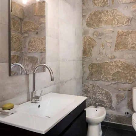 Renoviertes Fuer 7 Personen In By Interhome * Tondela