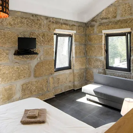 Renoviertes Fuer 7 Personen In By Interhome Tatil Evi *