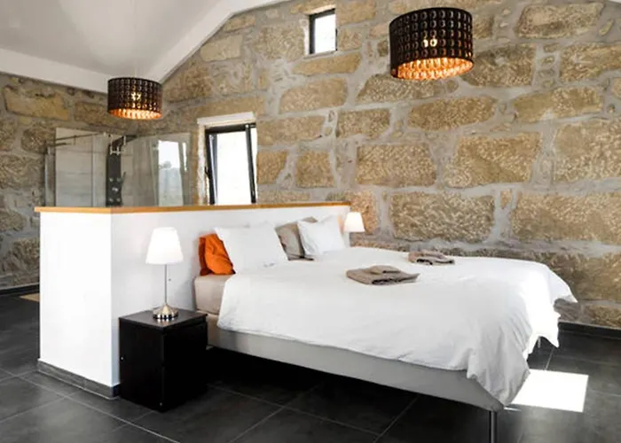 Renoviertes Fuer 7 Personen In By Interhome Сasa de vacaciones Tondela