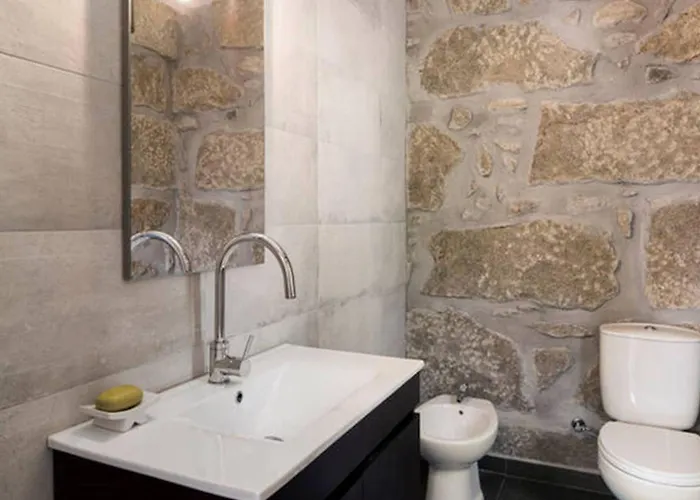 Renoviertes Fuer 7 Personen In By Interhome * Tondela