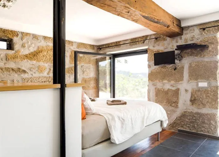 Renoviertes Fuer 7 Personen In By Interhome Hébergement de vacances Tondela