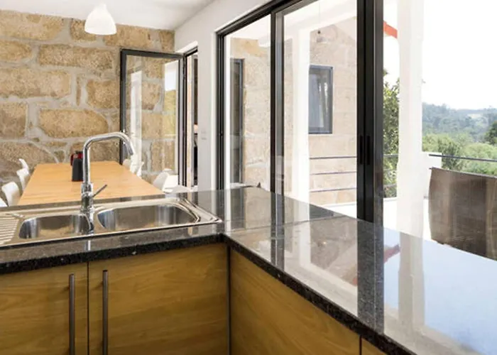 Renoviertes Fuer 7 Personen In By Interhome Tondela