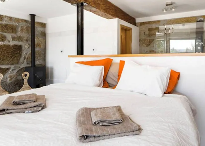 Renoviertes Fuer 7 Personen In By Interhome Сasa de vacaciones Tondela